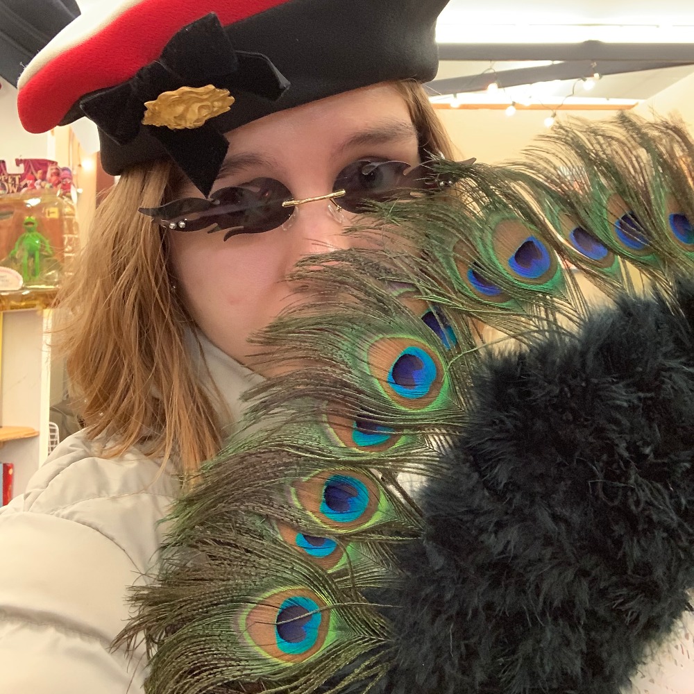 Meet your Posher, Carolyn